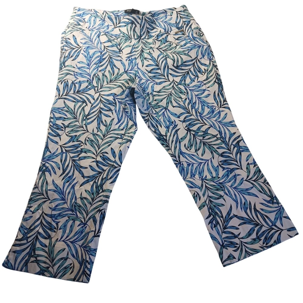 Roz & Ali Women's 14 Leaf Print Cropped Pants Blue Green‎ Tropical Stretch